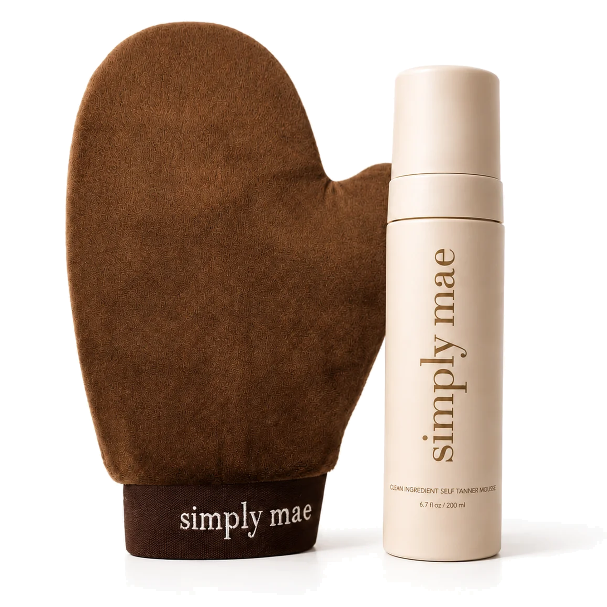Simply Mae Glow Duo with one 200 ml self-tanning mousse bottle and one application mitt